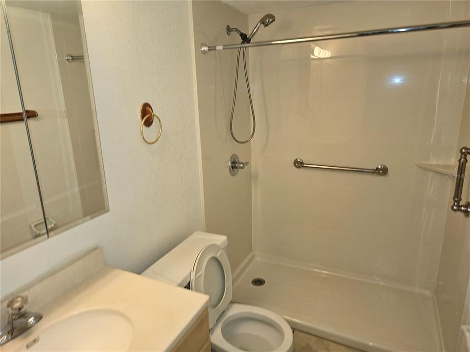 For Sale: $190,000 (2 beds, 2 baths, 1385 Square Feet)