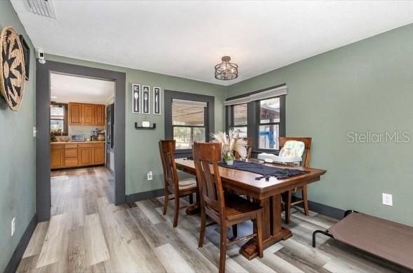 For Sale: $679,552 (2 beds, 2 baths, 1588 Square Feet)