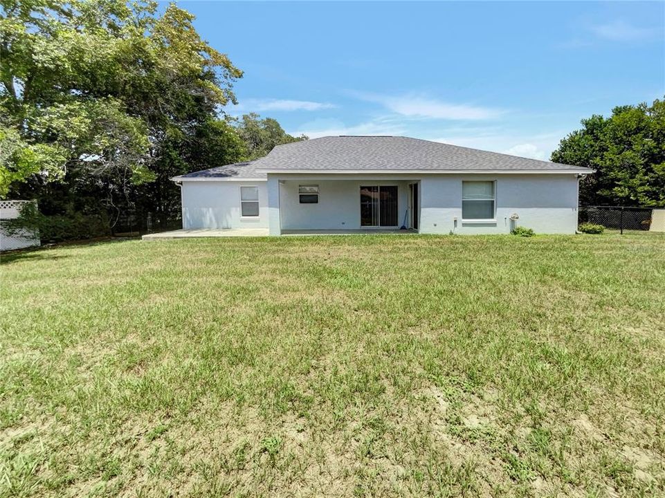 For Sale: $265,000 (3 beds, 2 baths, 1341 Square Feet)