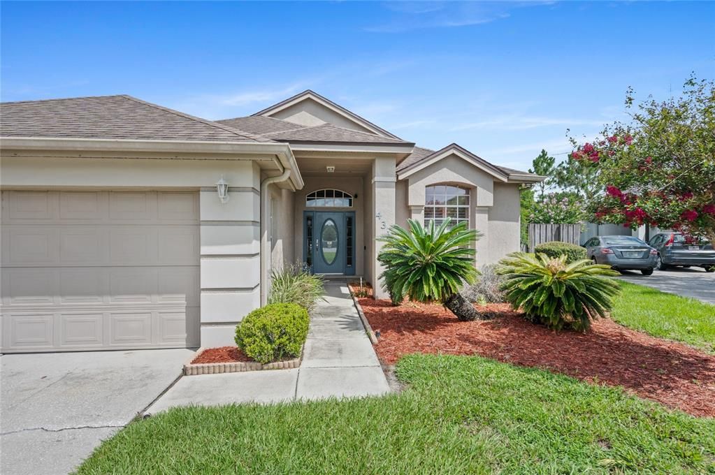 For Sale: $389,900 (3 beds, 2 baths, 1592 Square Feet)