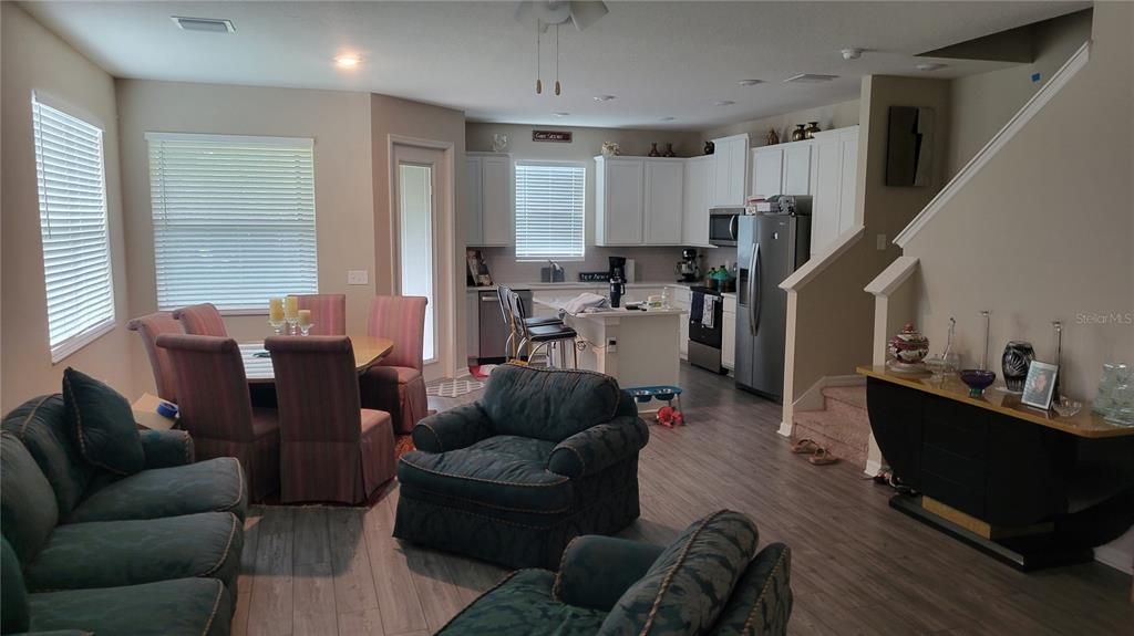 living room dining area combo