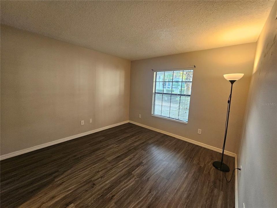 For Rent: $1,750 (2 beds, 2 baths, 885 Square Feet)