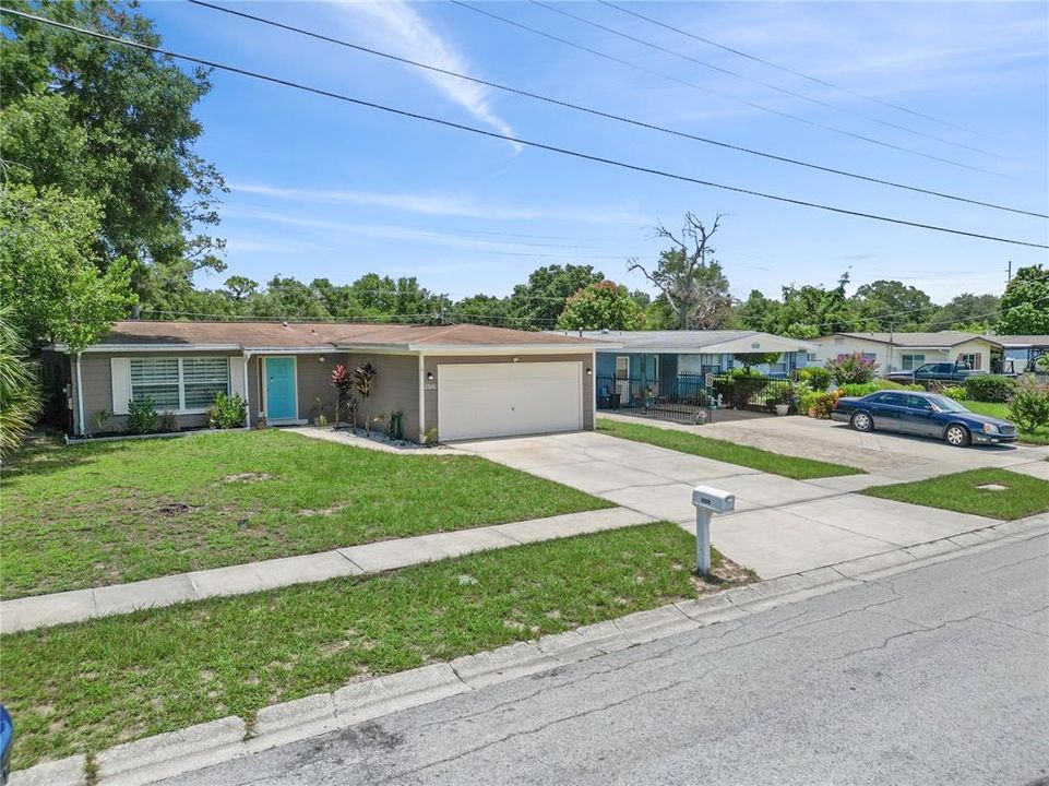 For Sale: $339,900 (3 beds, 1 baths, 1204 Square Feet)