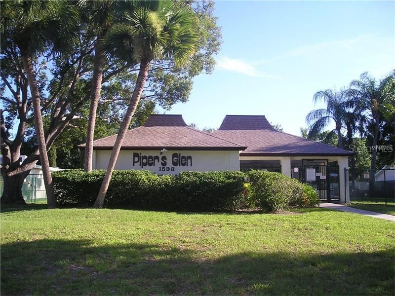 Entrance to Piper's Glen community swimming pool