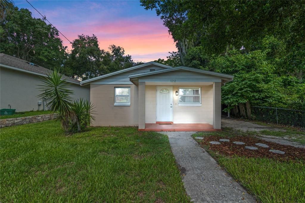 For Sale: $199,000 (3 beds, 1 baths, 768 Square Feet)