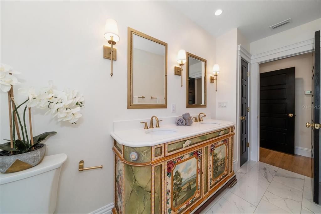 Active With Contract: $1,700,000 (4 beds, 3 baths, 2475 Square Feet)