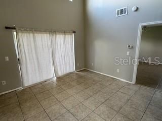 For Rent: $2,250 (4 beds, 2 baths, 1880 Square Feet)