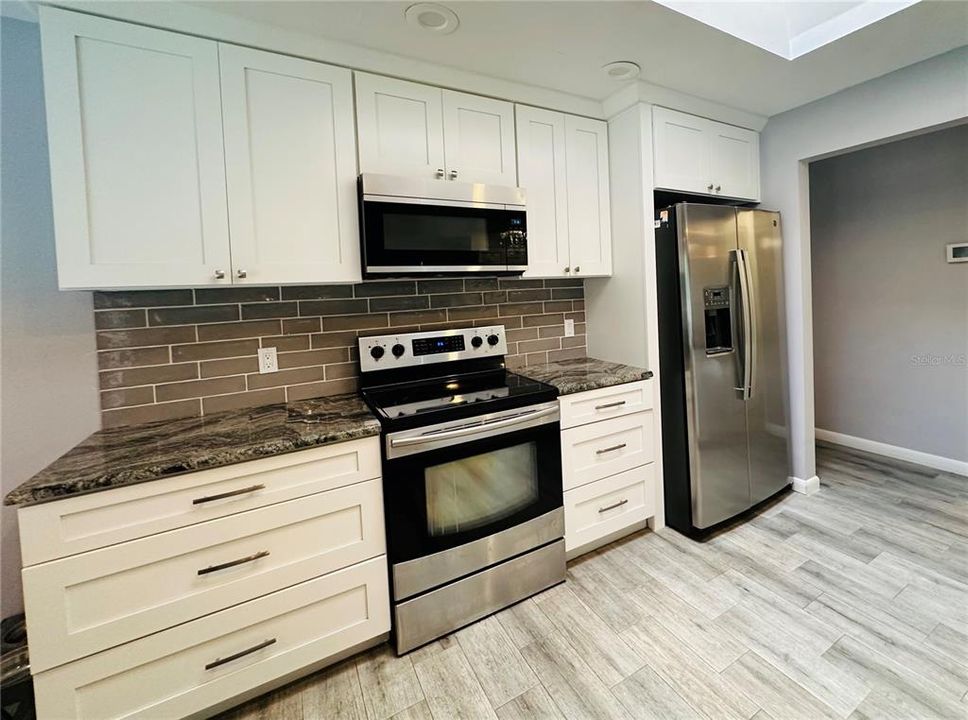 Glass Tile Backsplash!