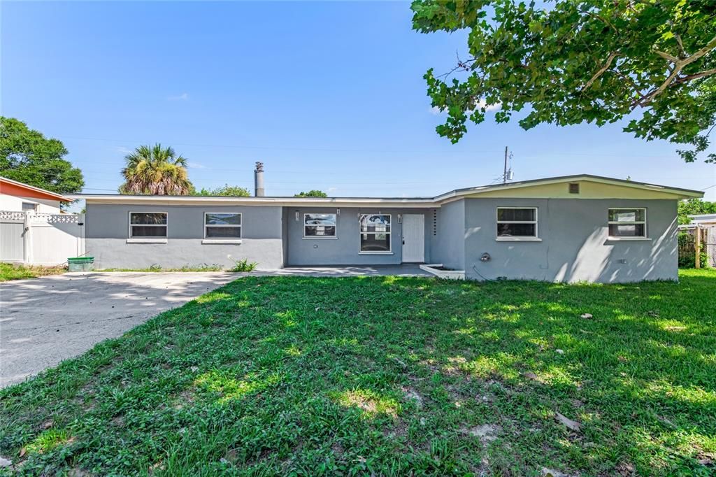 For Sale: $210,000 (4 beds, 2 baths, 1725 Square Feet)