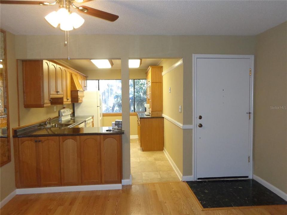 For Rent: $1,695 (2 beds, 2 baths, 1152 Square Feet)