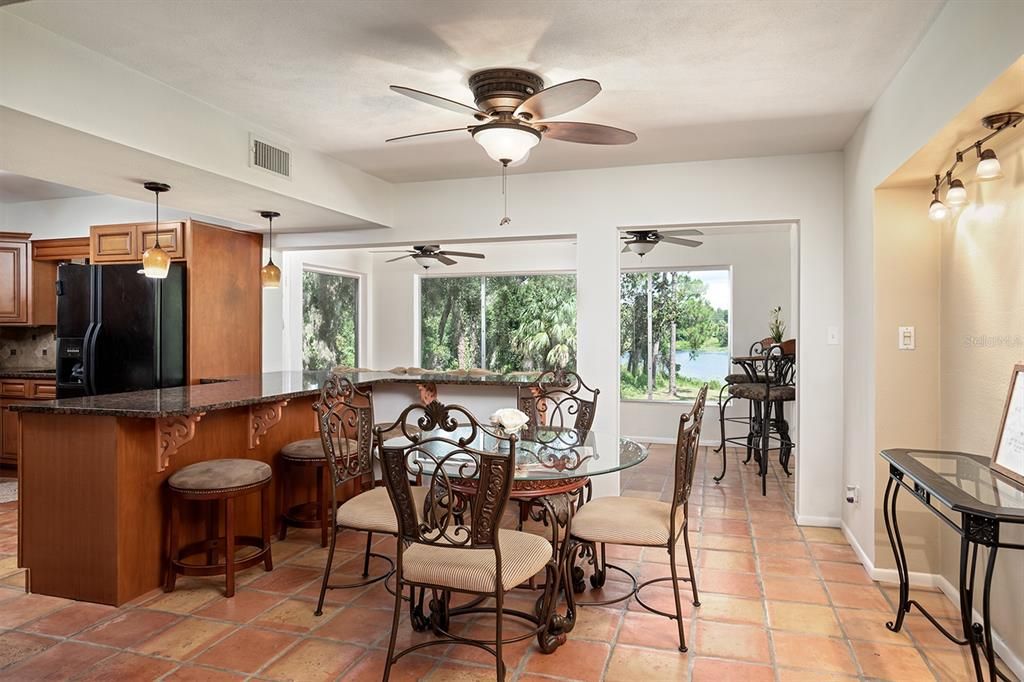 For Sale: $379,000 (3 beds, 2 baths, 1866 Square Feet)