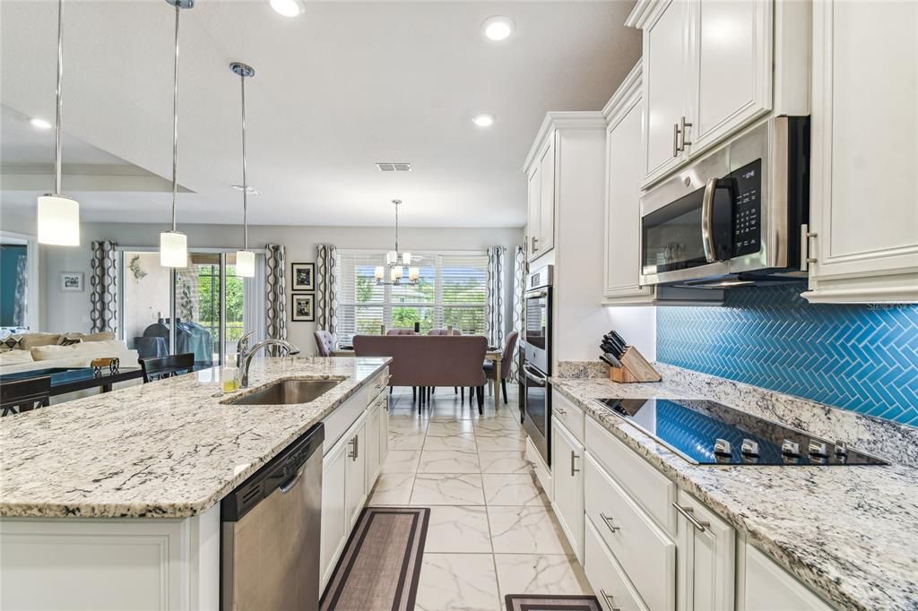 GLASS TILE BACKSPLASH