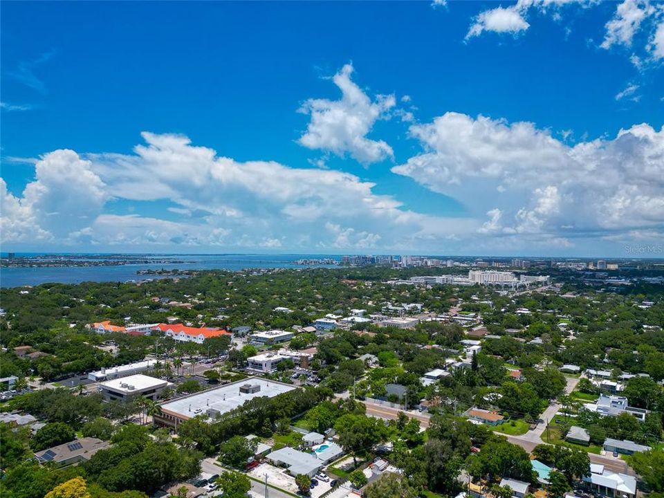 For Sale: $549,000 (3 beds, 2 baths, 1391 Square Feet)