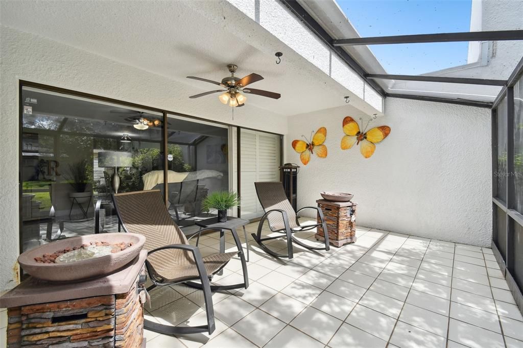 For Sale: $439,000 (2 beds, 2 baths, 1308 Square Feet)