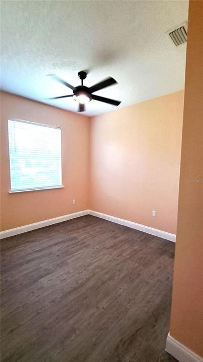 For Rent: $1,850 (3 beds, 2 baths, 1293 Square Feet)