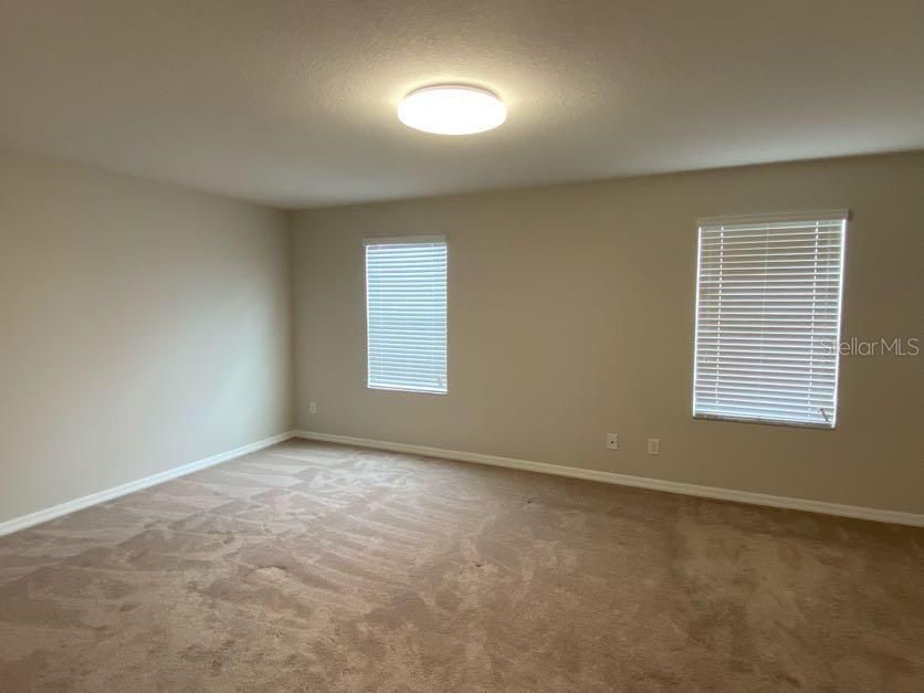 For Rent: $3,000 (4 beds, 2 baths, 2419 Square Feet)