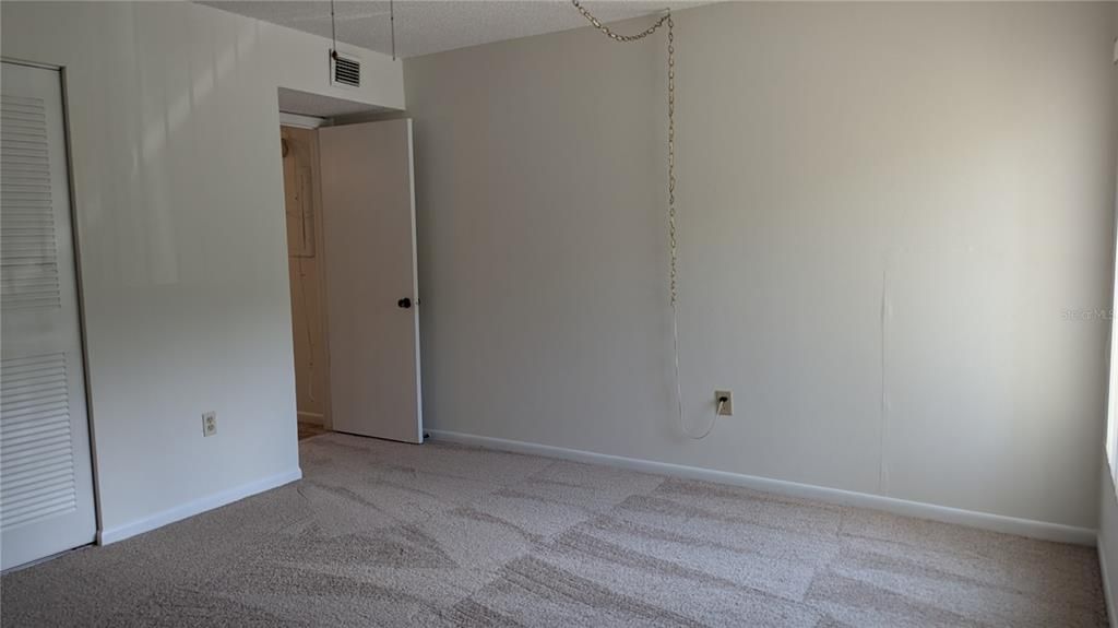 Primary bedroom, new carpet