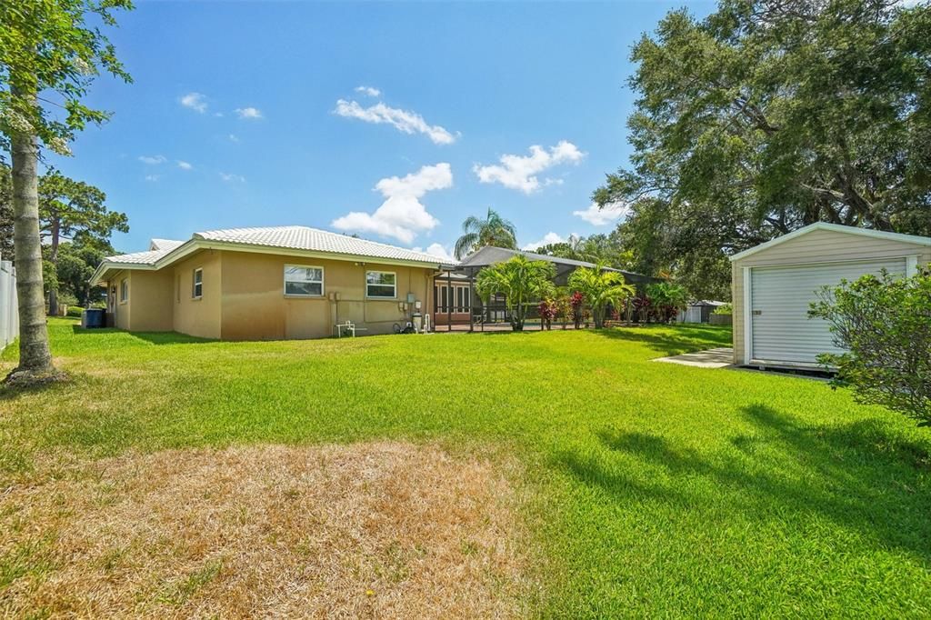 For Sale: $675,000 (4 beds, 2 baths, 2156 Square Feet)