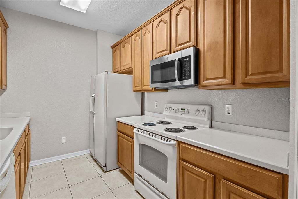 For Rent: $1,750 (3 beds, 2 baths, 1248 Square Feet)