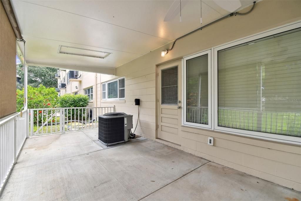 For Sale: $247,005 (2 beds, 2 baths, 1400 Square Feet)