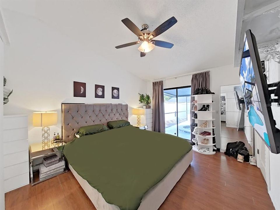 For Sale: $519,900 (3 beds, 2 baths, 1706 Square Feet)