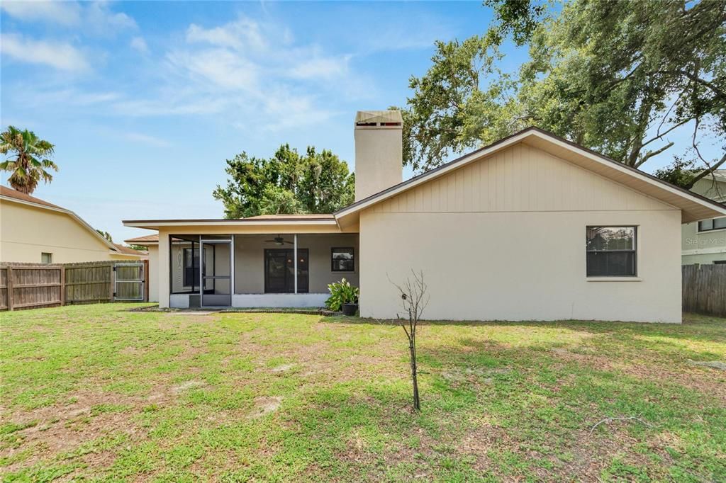 For Sale: $339,900 (3 beds, 2 baths, 1590 Square Feet)