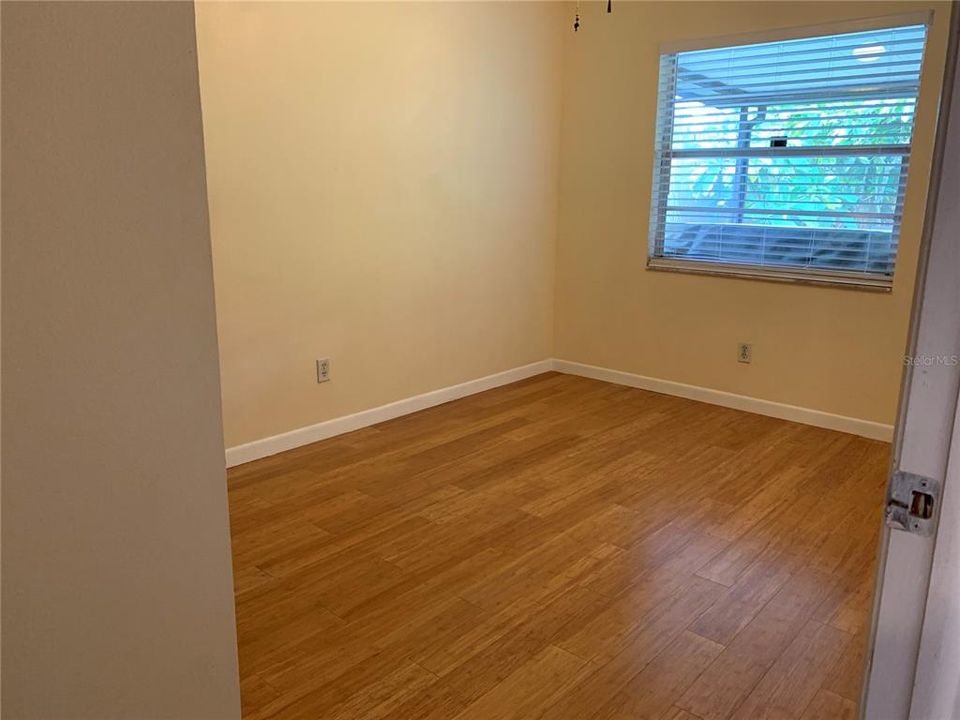 For Rent: $2,400 (3 beds, 2 baths, 1430 Square Feet)