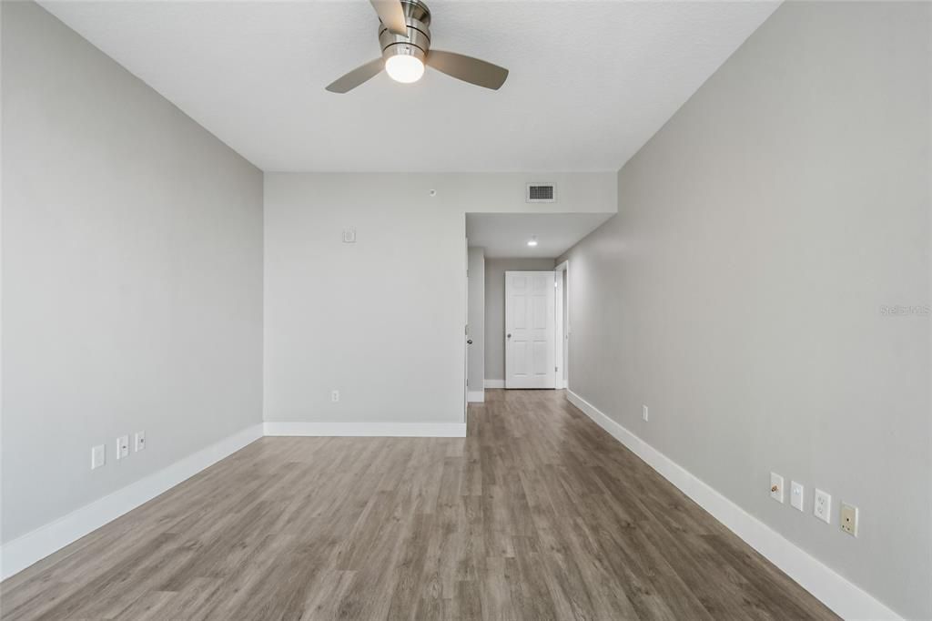 For Rent: $2,650 (2 beds, 2 baths, 1187 Square Feet)