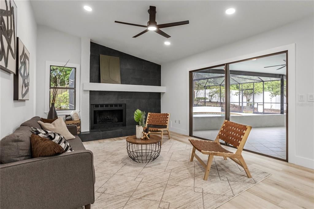 Active With Contract: $550,000 (4 beds, 2 baths, 1963 Square Feet)