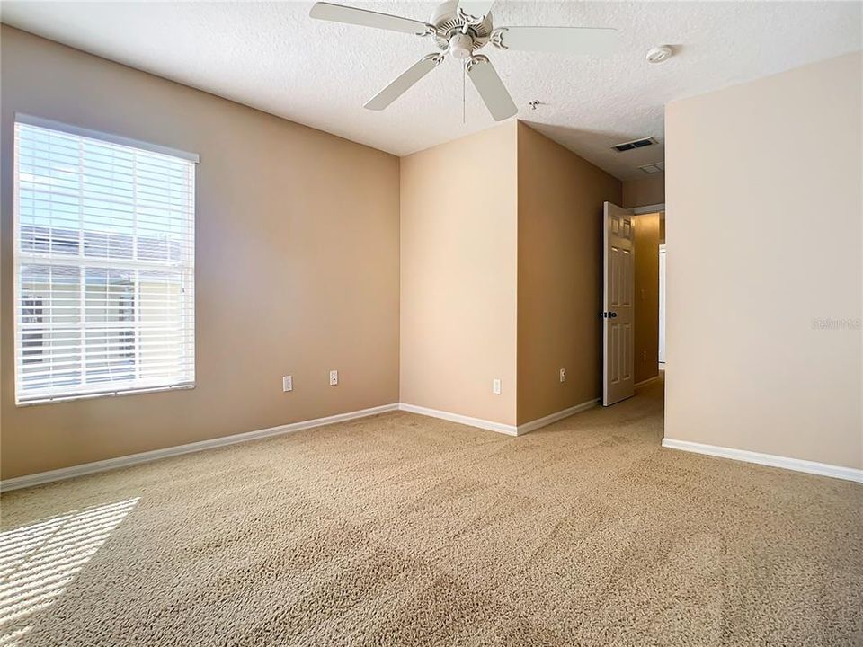 For Sale: $312,500 (3 beds, 2 baths, 1806 Square Feet)