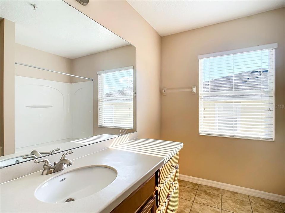 For Sale: $312,500 (3 beds, 2 baths, 1806 Square Feet)