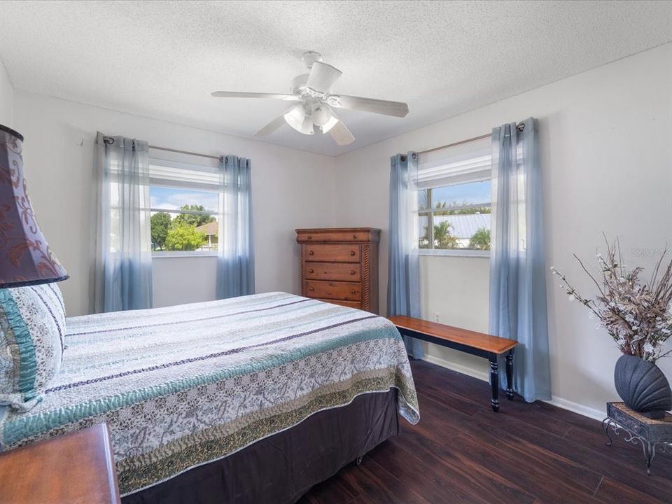 Guest bedroom #1 of 826 W. Virgina Ave