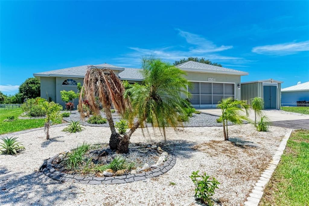 For Sale: $650,000 (3 beds, 2 baths, 1802 Square Feet)