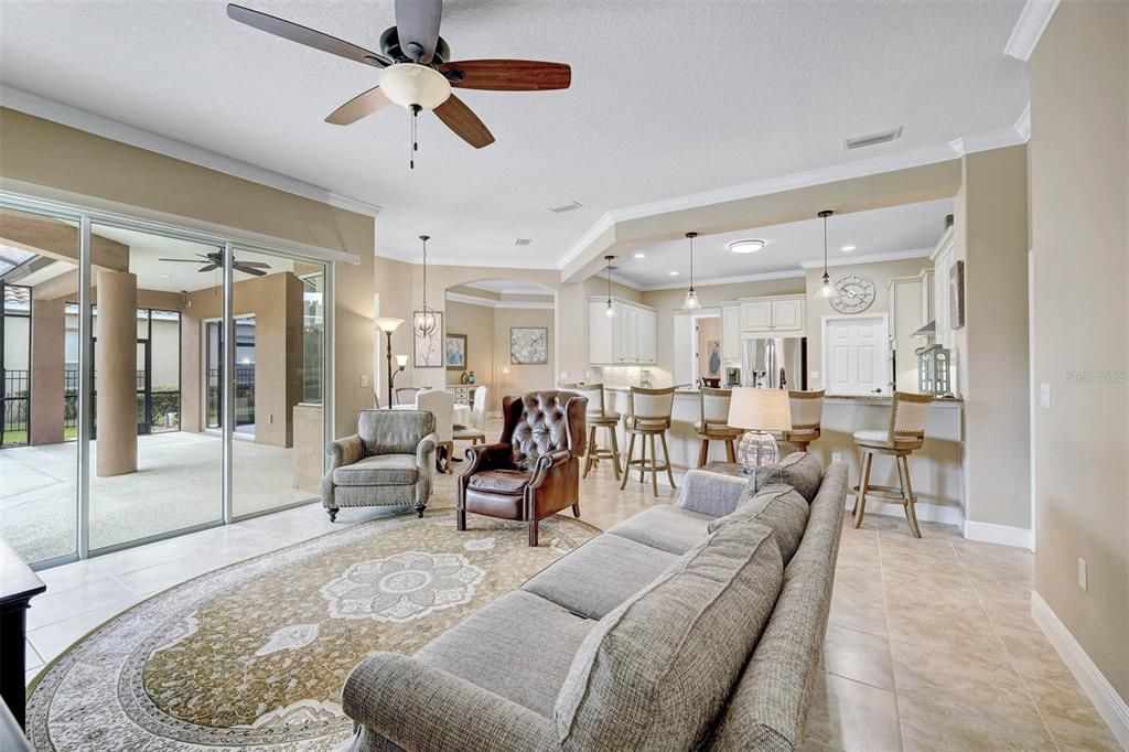 Active With Contract: $750,000 (4 beds, 3 baths, 3182 Square Feet)