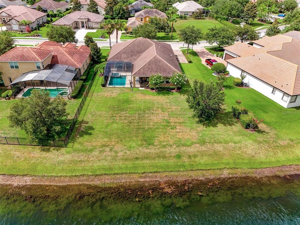 Active With Contract: $750,000 (4 beds, 3 baths, 3182 Square Feet)