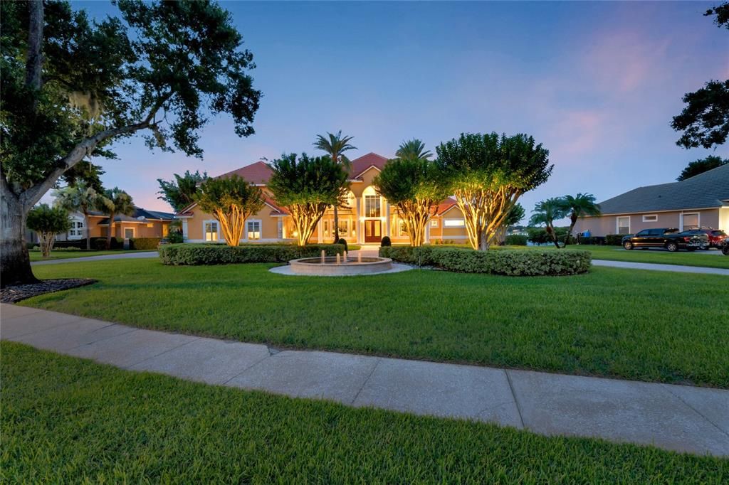 Stunning curb appeal