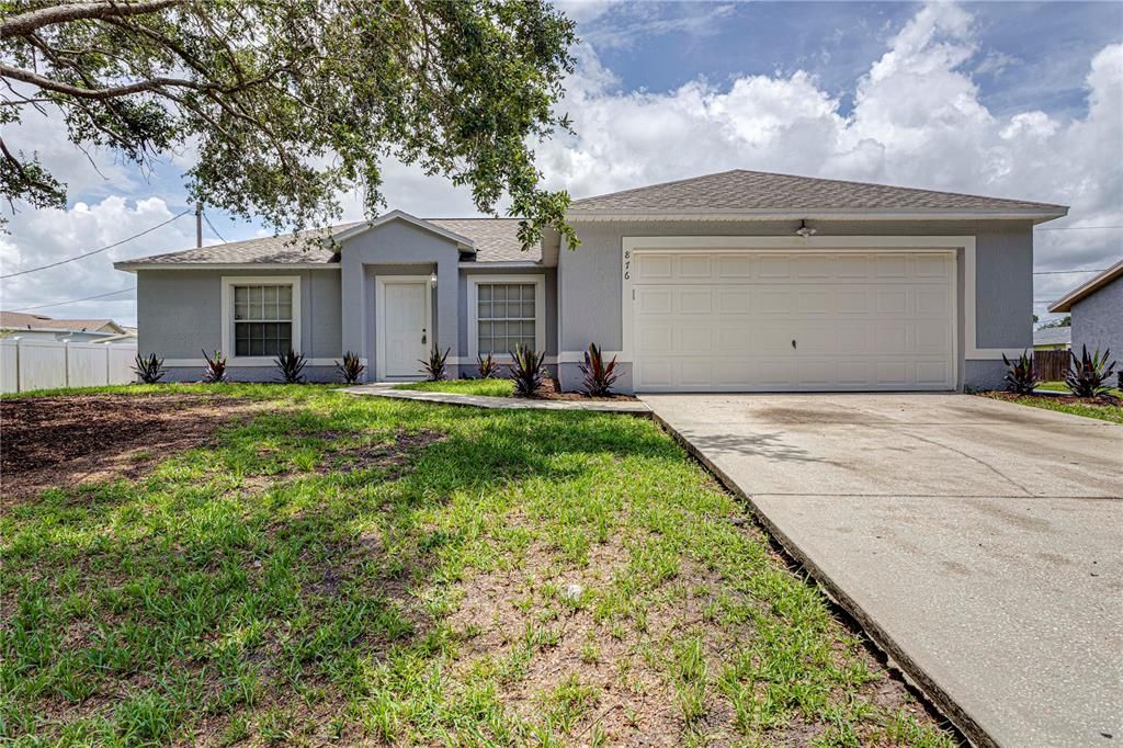 For Sale: $314,900 (3 beds, 2 baths, 1329 Square Feet)