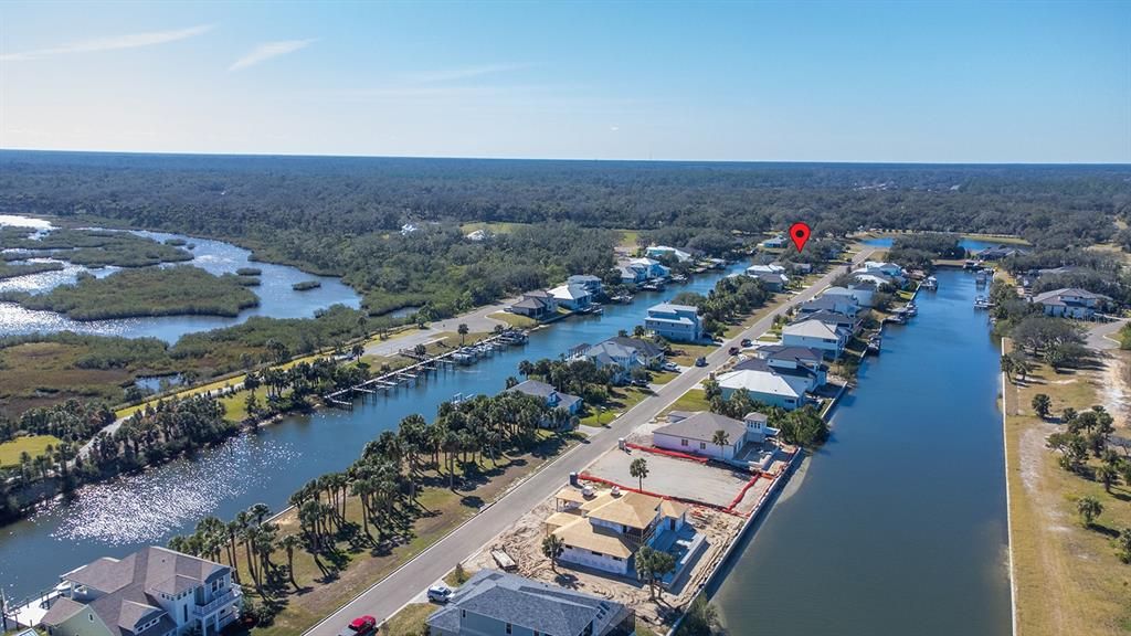 На продажу: $255,000 (0.26 acres)