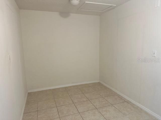 For Rent: $1,195 (1 beds, 1 baths, 785 Square Feet)