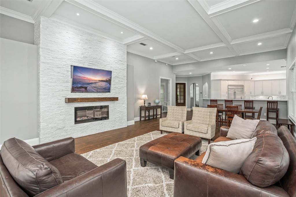Active With Contract: $1,495,000 (3 beds, 3 baths, 2466 Square Feet)