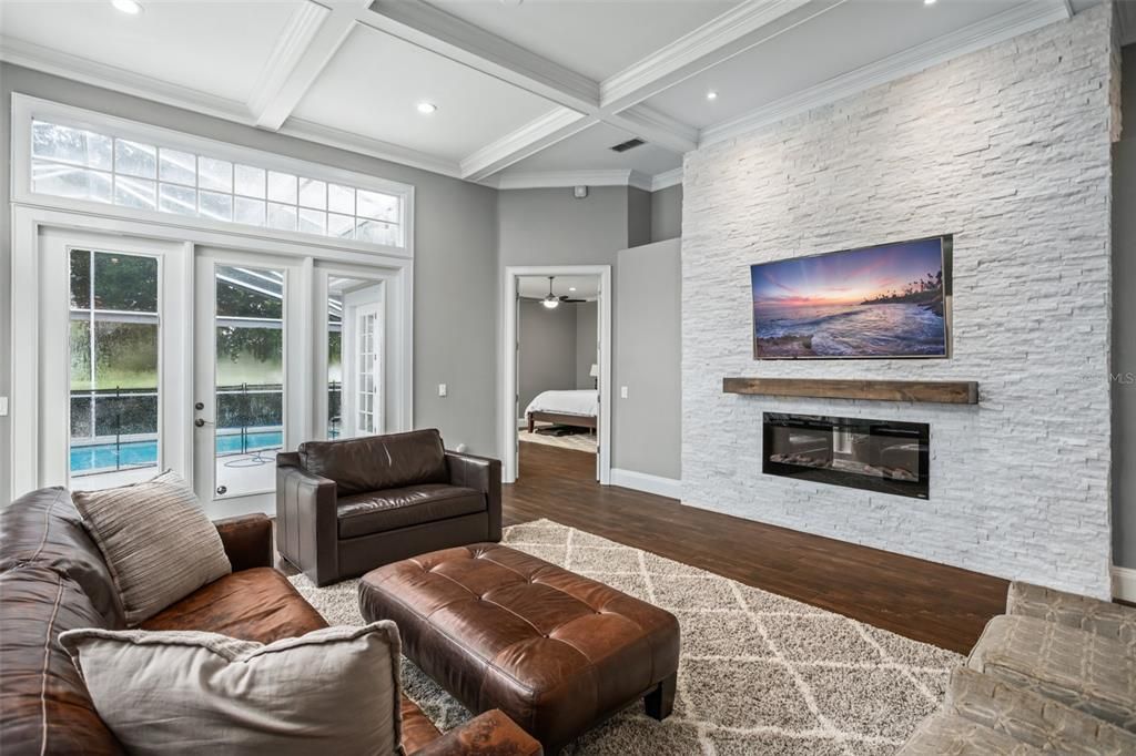 Active With Contract: $1,495,000 (3 beds, 3 baths, 2466 Square Feet)