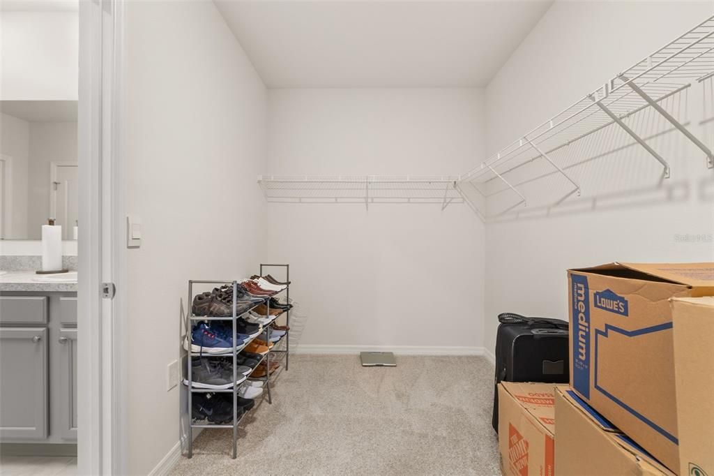 Owner's En-suite Closet