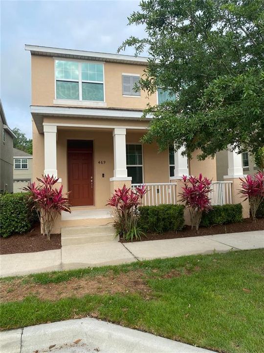 For Rent: $2,595 (3 beds, 2 baths, 1794 Square Feet)