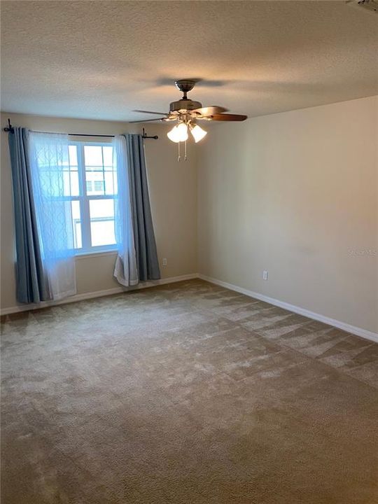 For Rent: $2,595 (3 beds, 2 baths, 1794 Square Feet)