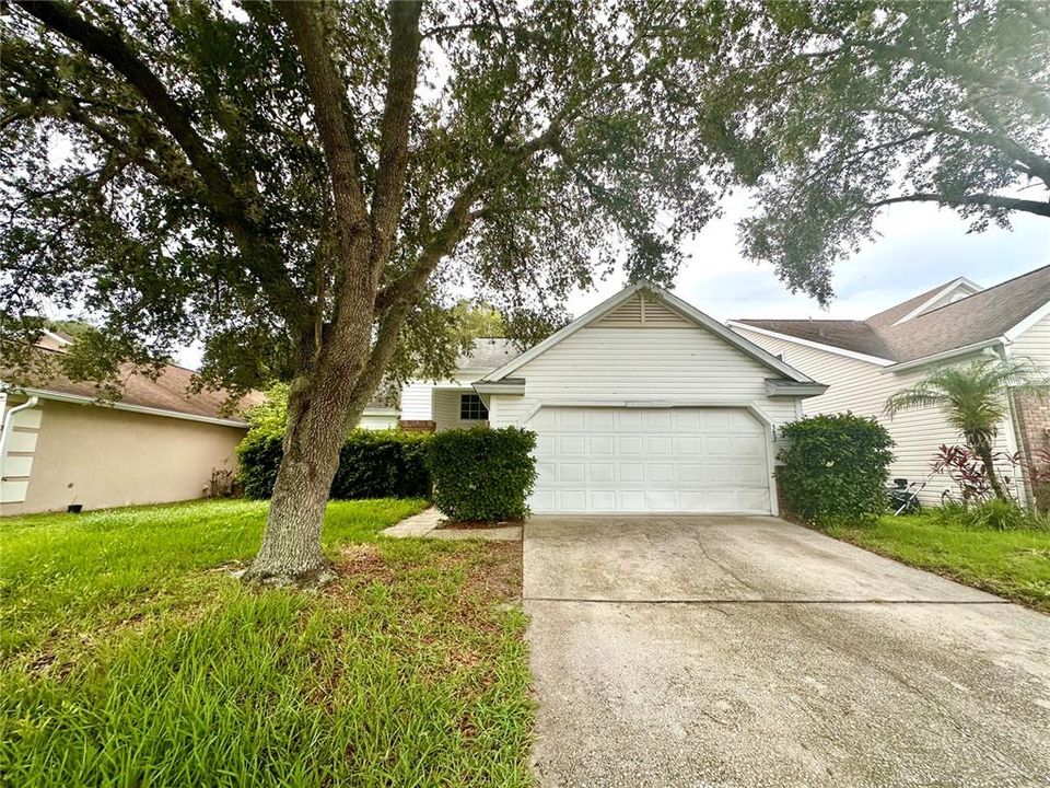 For Rent: $2,099 (3 beds, 2 baths, 1316 Square Feet)