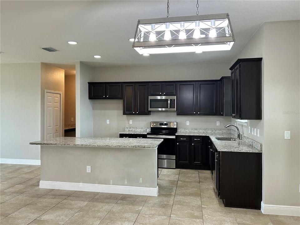 For Sale: $329,900 (4 beds, 2 baths, 2215 Square Feet)