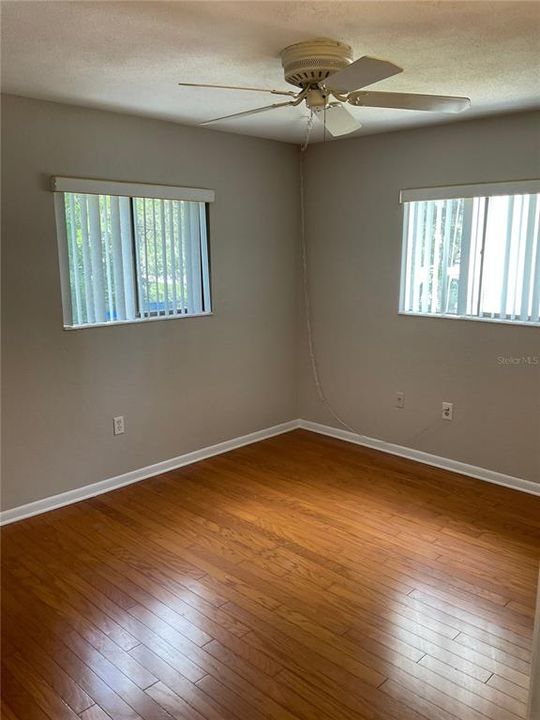 For Rent: $1,300 (2 beds, 2 baths, 874 Square Feet)