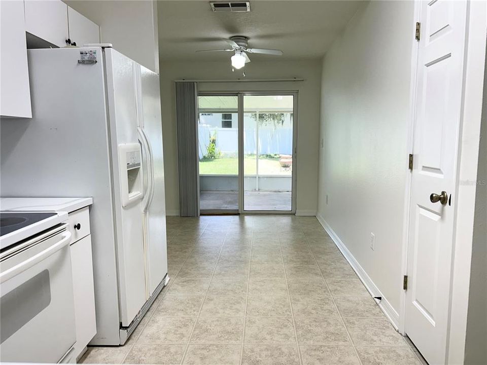 For Rent: $2,300 (4 beds, 2 baths, 1313 Square Feet)