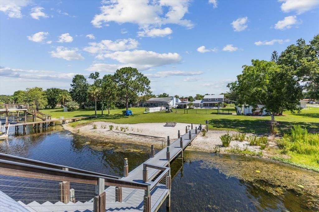 For Sale: $1,195,000 (4 beds, 2 baths, 2904 Square Feet)