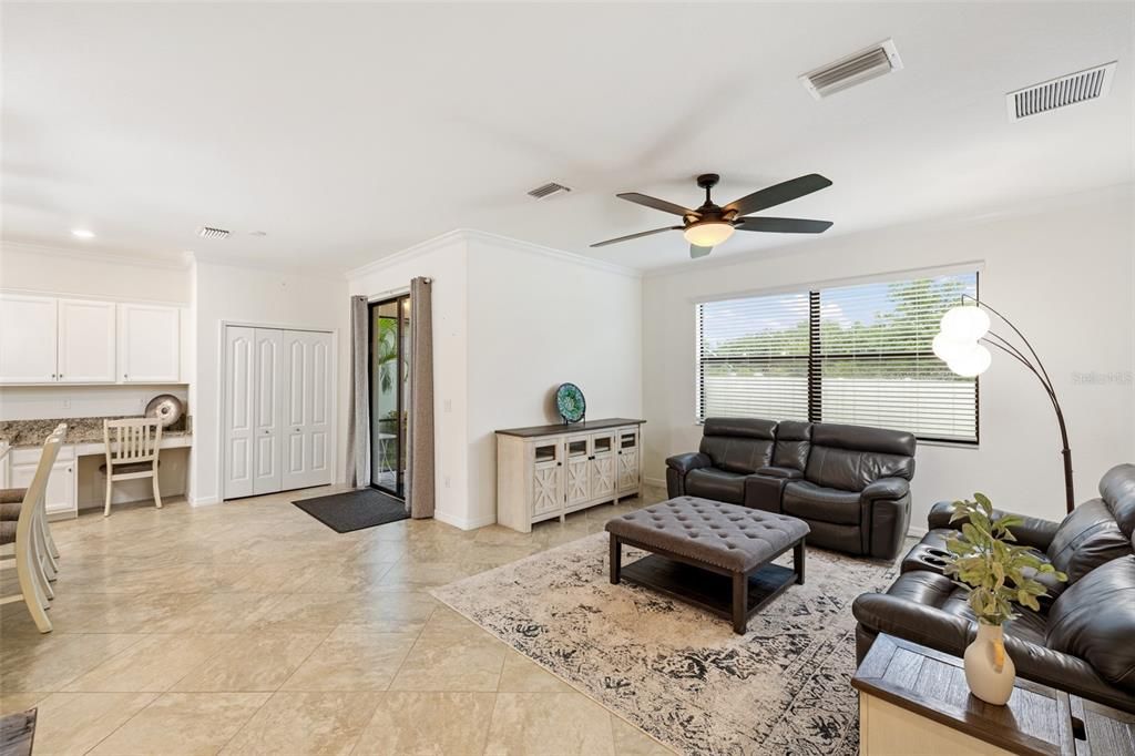 Active With Contract: $650,000 (5 beds, 3 baths, 3231 Square Feet)